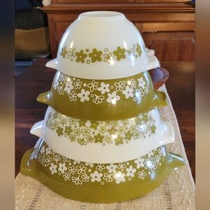 Vintage Pyrex Spring Blossom Cinderella Mixing/Nesting Bowls set of 4